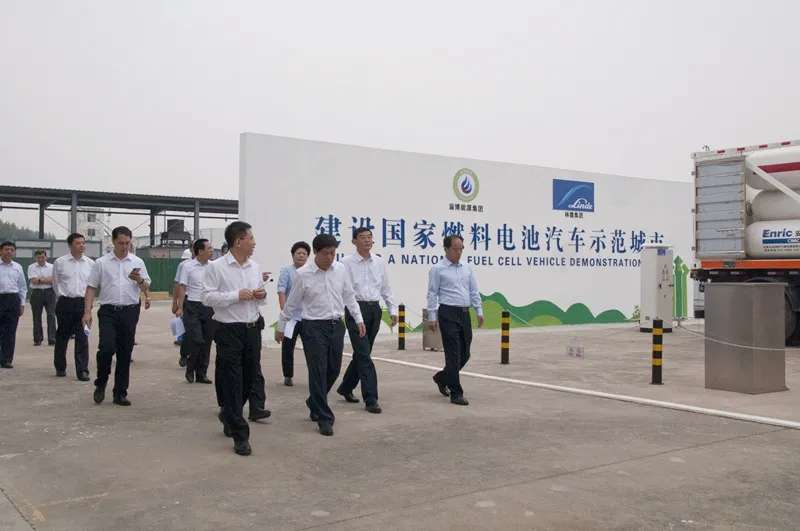 淄博能源加氫站暨燃料電池客車(chē)投運正式啟動(dòng)(圖3)